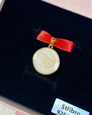 Stříbrný přívěsek KRUH 16MM + srst 🐕🐾🙏 Go to last photo for a close up shot ❤️ #pamětníšperky #srst #iskaycz...